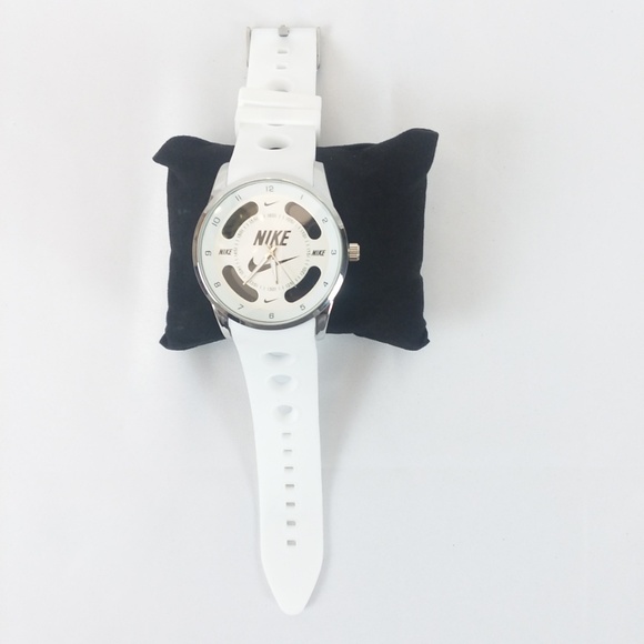 Nike Hollow Analog Sports Watch White Face Dial - Picture 2 of 3